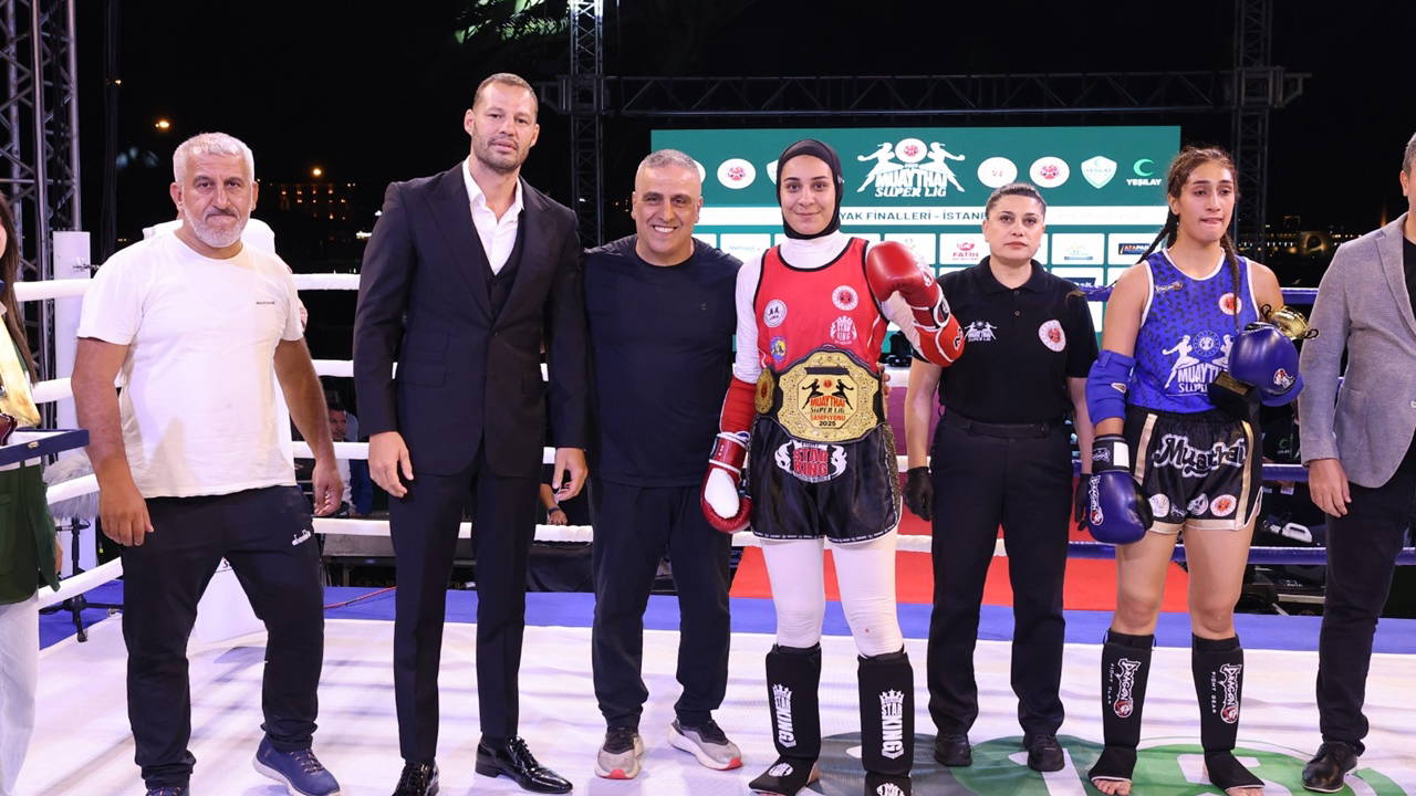 Yeşilay'dan bağımlılıkla mücadeleye güçlü vurgu: Muaythai şampiyonları sağlıklı gelecek için ringde!