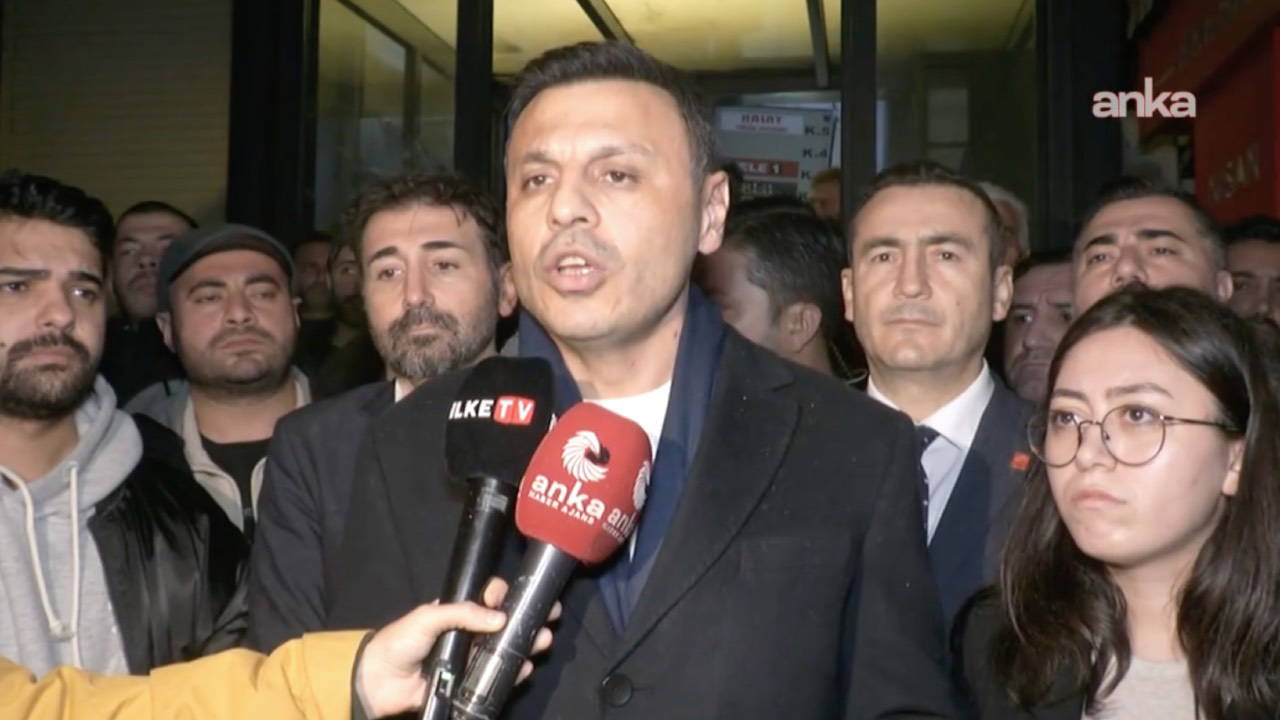 'Türkiye'nin geleceğini karartmanıza izin vermeyeceğiz'