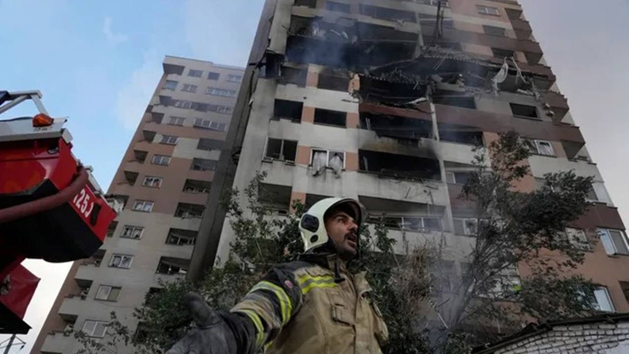 Tahran'da patlama sesleri... İsrail, İran’ın nükleer tesislerine saldırdı!