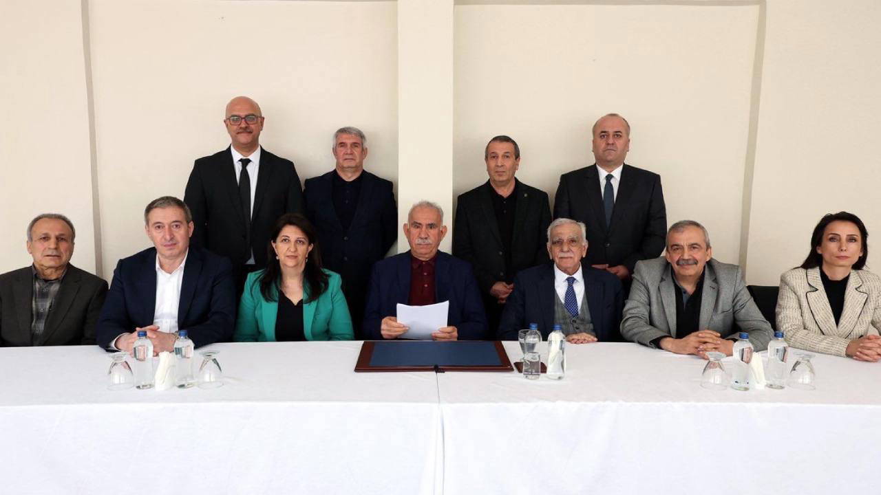 Öcalan aktif siyasete hazırlanıyor