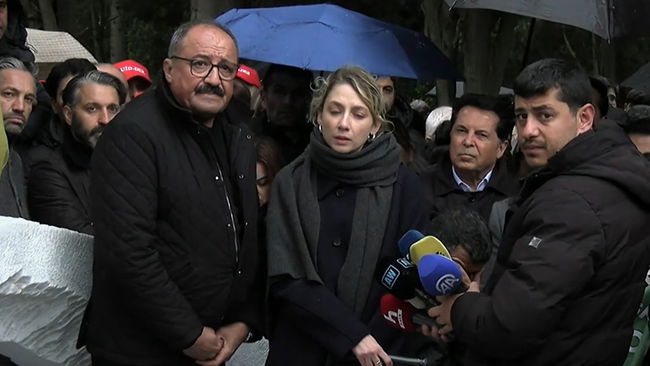 Sırrı Süreyya Önder için mezarı başında anma