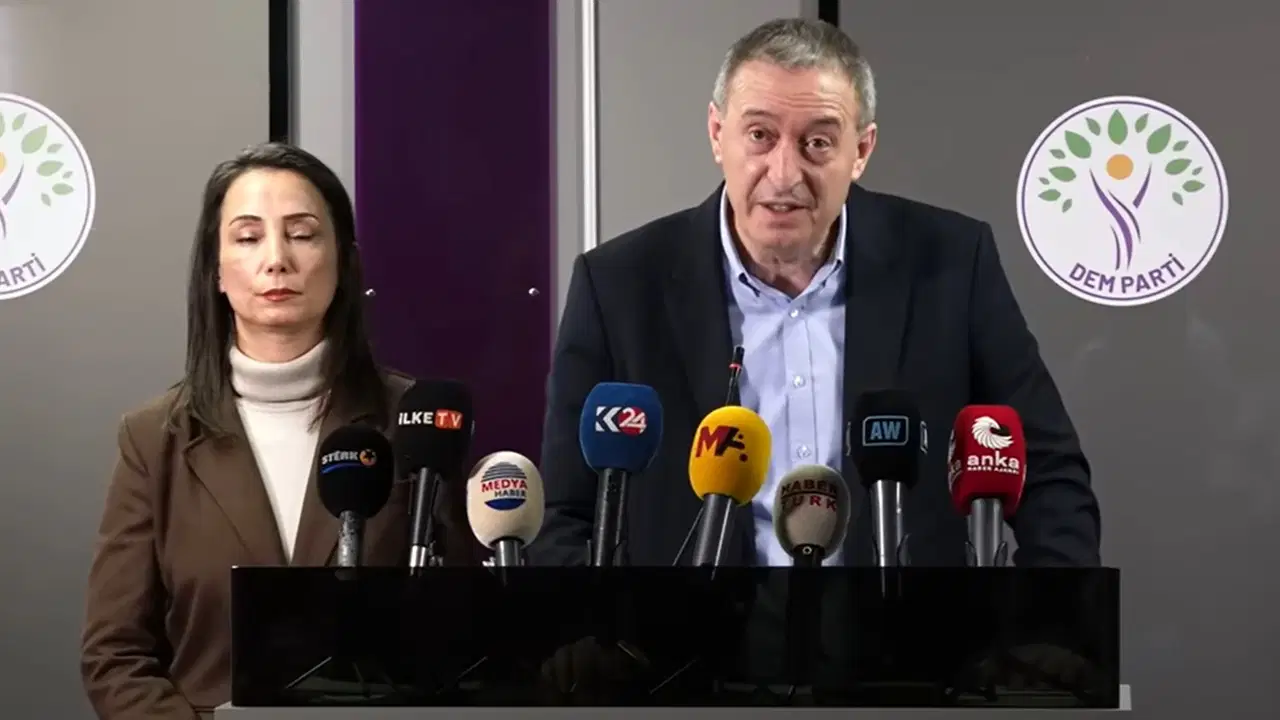 Tuncer Bakırhan'dan Hakan Fidan'a: 'Siz diplomat mısınız yoksa Şara'nın operasyon odasından mı konuşuyorsunuz?'