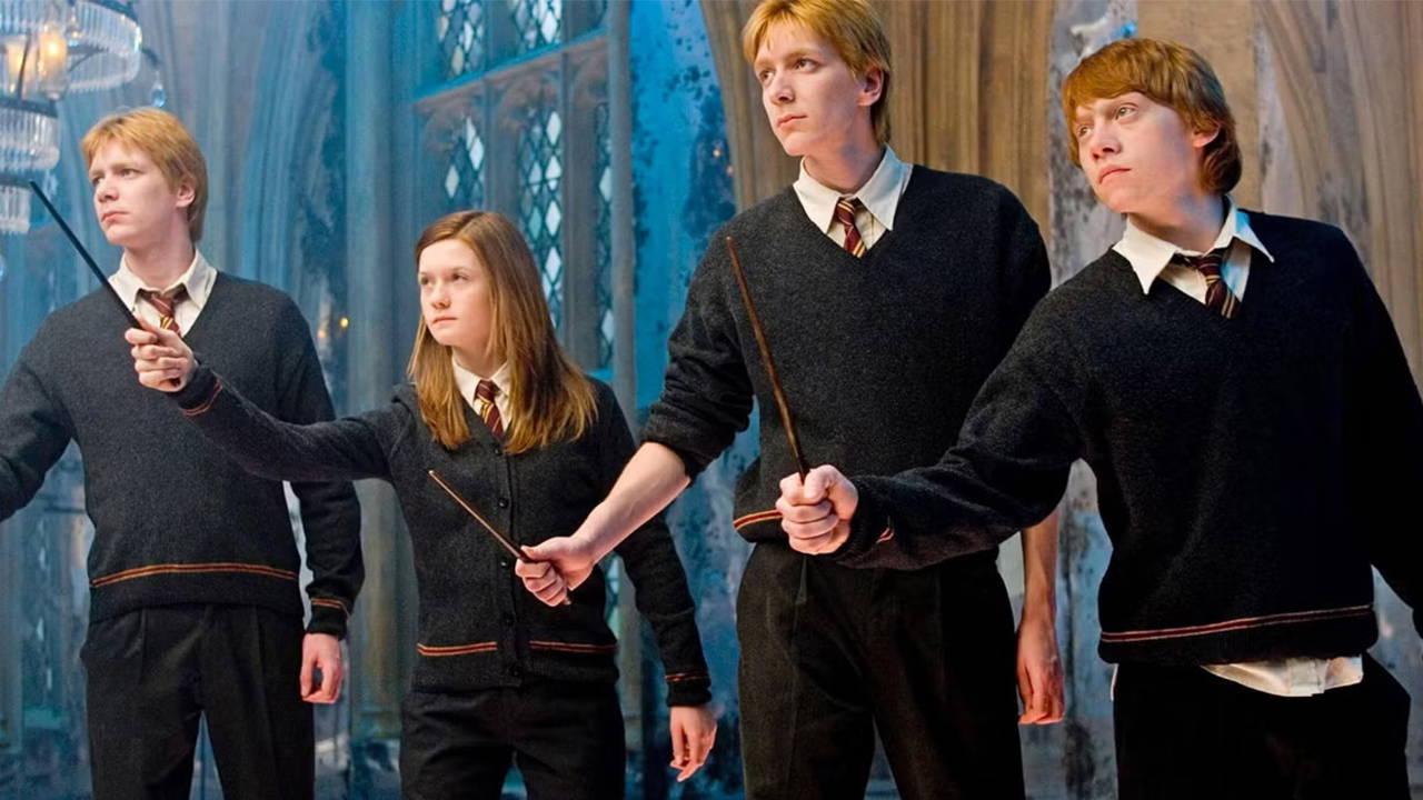 Harry Potter Dizisinden Weasley Kardeşlerin Ilk Kareleri Paylaşıldı
