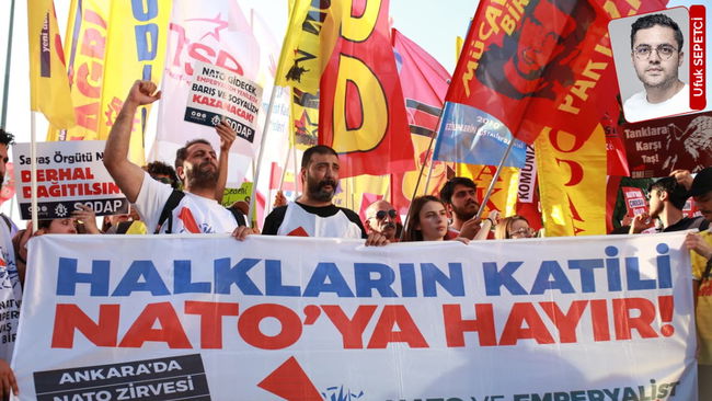 İstanbul'da kitlesel NATO protestosu