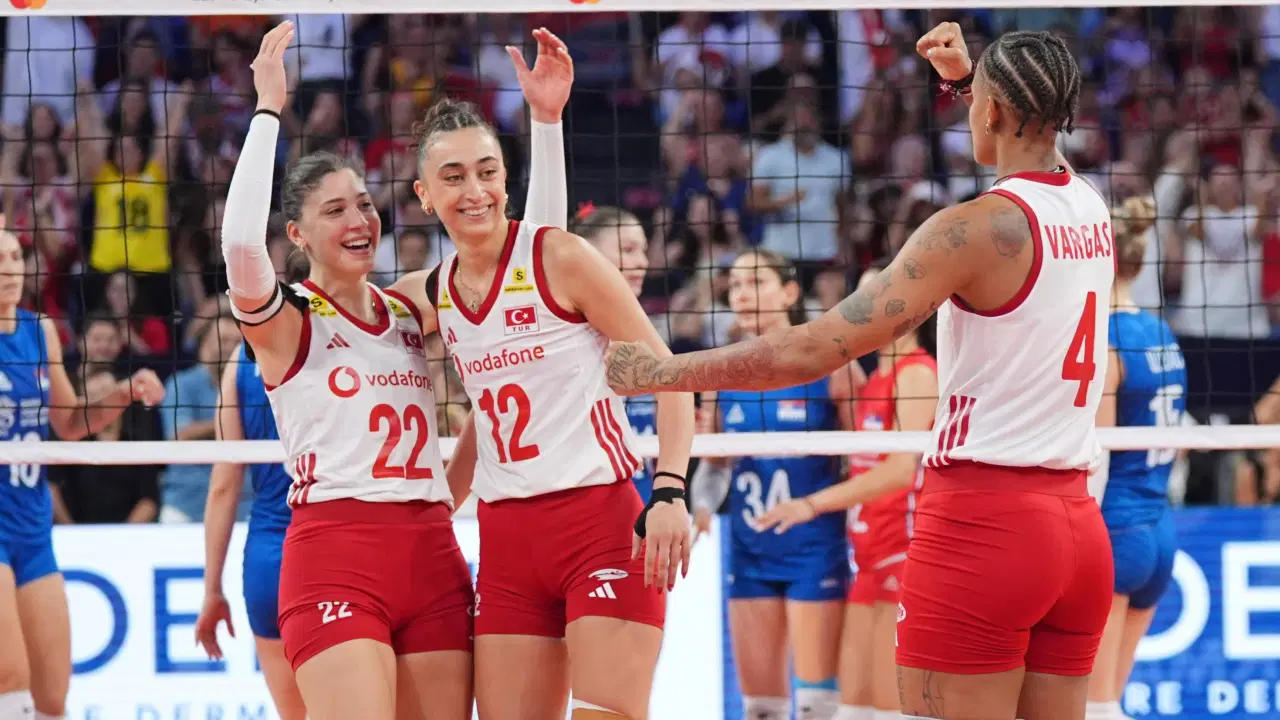CANLI ANLATIM: Türkiye - İtalya | CEV Avrupa Voleybol Şampiyonası Finali
