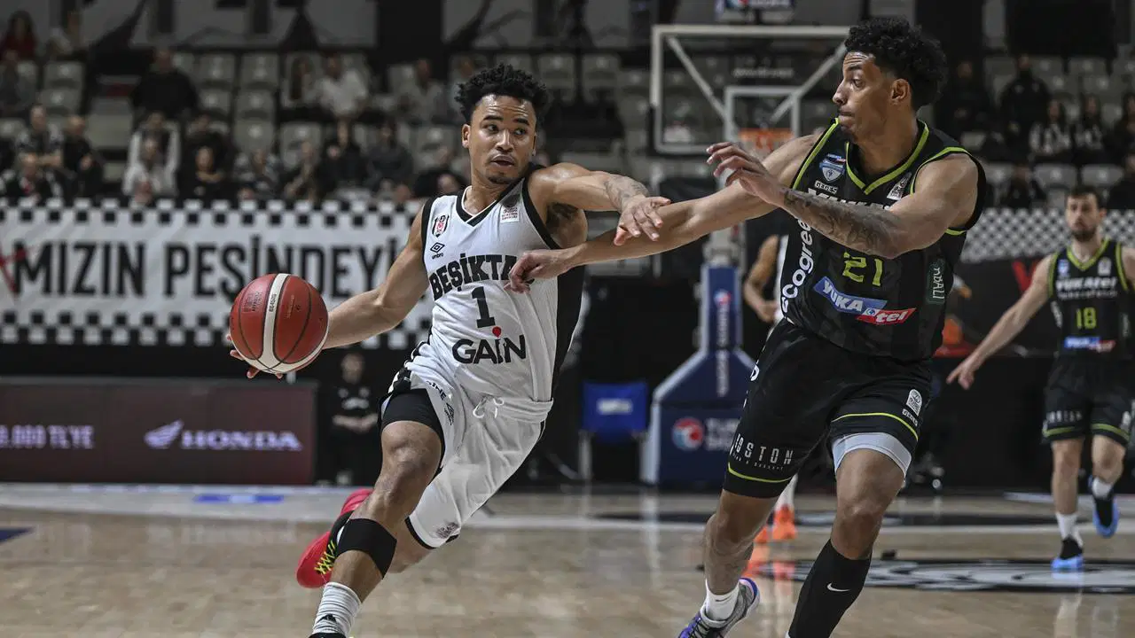 Beşiktaş GAİN'in Yıldız Performansı Yukatel Merkezefendi'yi Şok Etti!