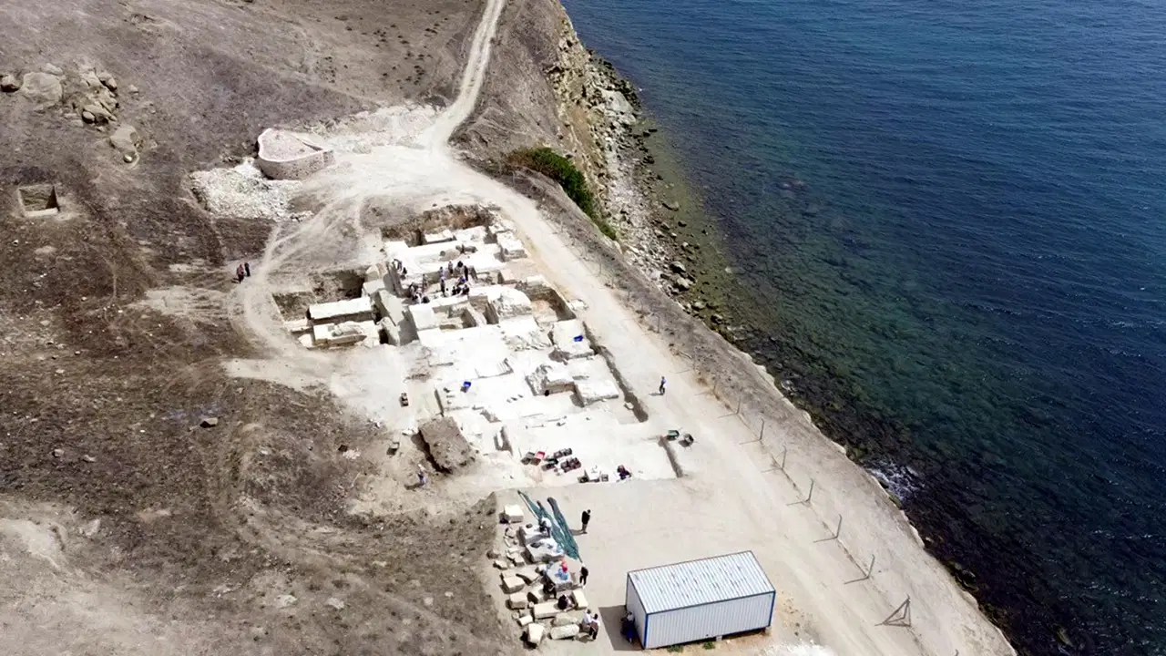 Tekirdağ'da heyecanlandıran keşif! Perinthos Antik Kenti kazılarında 'liman yapısı' tespit edildi