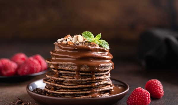 Yumuşacık ve çikolata lezzetinde kahvaltılık: Kakaolu pankek tarifi