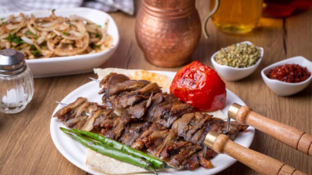 Erzurum mutfağının enfes lezzeti: MasterChef Cağ kebabı tarifi