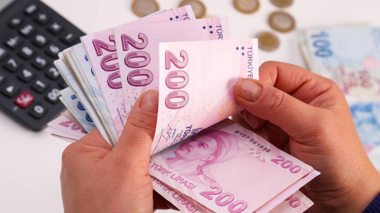 Memur zammı ve emekli maaş zammı ne kadar olacak? 4 aylık enflasyon farkı ne kadar oldu? 