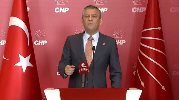 Özgür Özel'den Bahçeli'ye Nâzım'la 'erken seçim' yanıtı: 'Biraz daha ustalaştık dostu düşmanı ayırmakta'