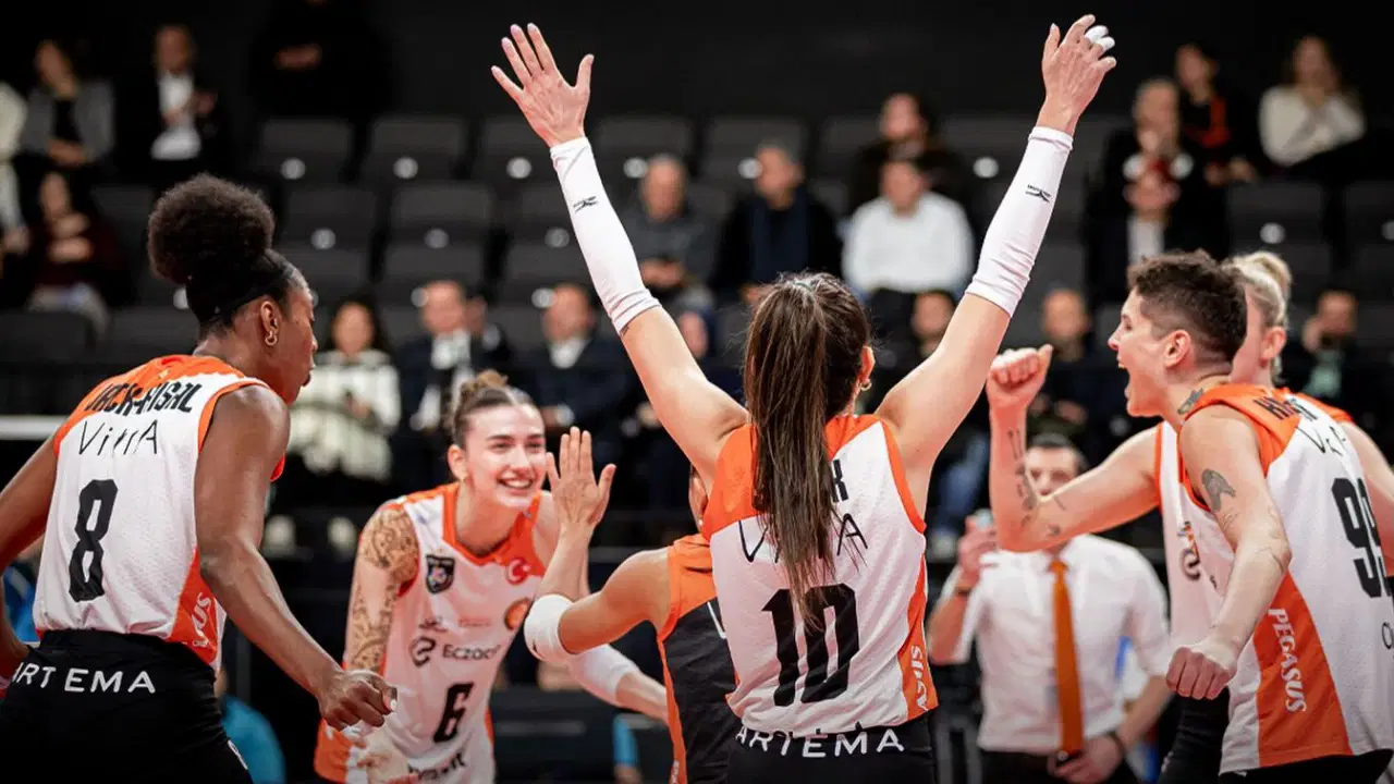 Eczacıbaşı Dynavit, Türk Hava Yolları'na set vermedi!