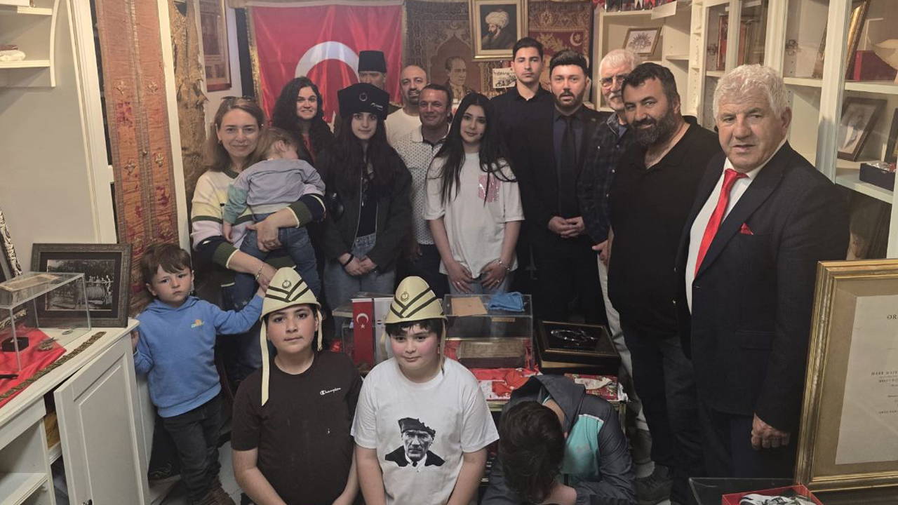 CHP Hollanda Birliği, 23 Nisan'ı Rotterdam'daki Atatürk Müzesi'nde çocuklarla kutladı