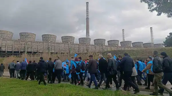 Soma Termik Santrali'nde üretimin durdurulması TBMM gündeminde: 'Ücretsiz izne çıkarılan işçilerin gelir kaybı telafi edilecek mi?'