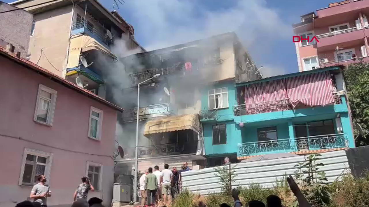 Kocaeli'de korkutan apartman yangını: Mahsur kaldılar!