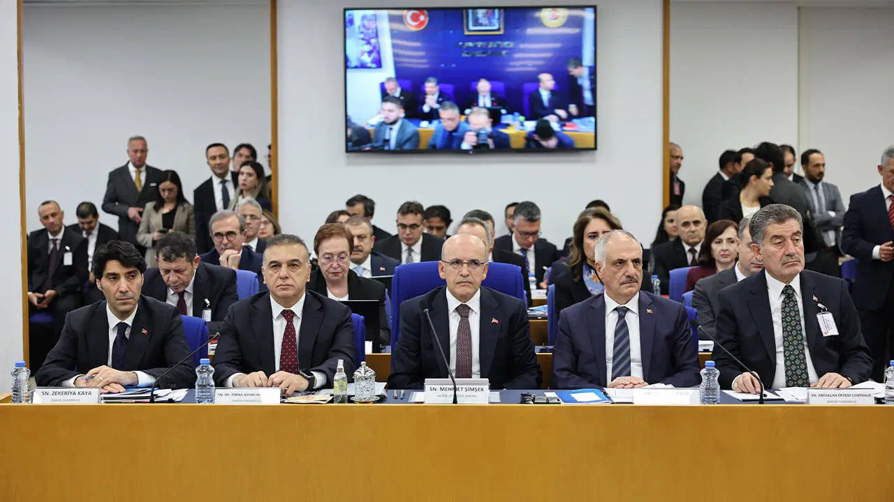 Bakan Şimşek: Ben bahane peşinde değilim ama enflasyon hedeflerindeki sapmada kuraklığın etkisi var