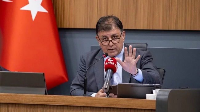 Tugay'dan 'kişiye özel ihale' iddiası