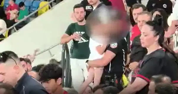 Fenerbahçe maçında minik taraftarın formasının çıkarttırılması olayına ilişkin soruşturma
