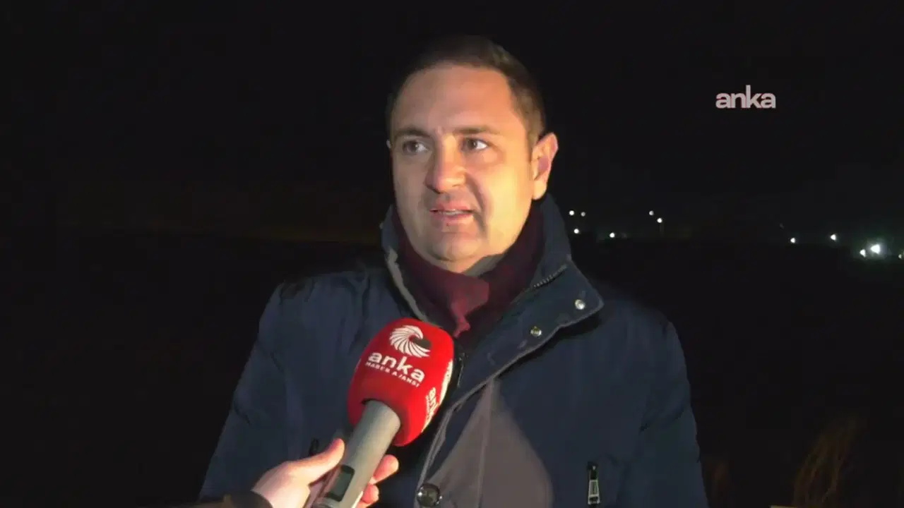 ‘Biz bu gece buradayız, bütün aileler adına buradayız’