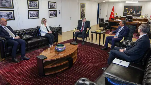 YENİ Parti lideri Özgür Özel, TÜSİAD Başkanı Ozan Diren ile görüştü