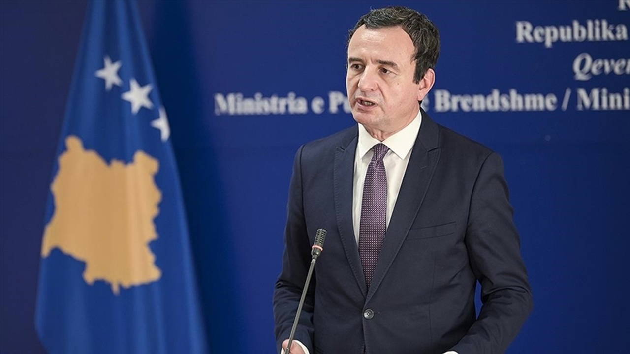 Kosova'daki erken genel seçimleri mevcut Başbakan Kurti’nin 