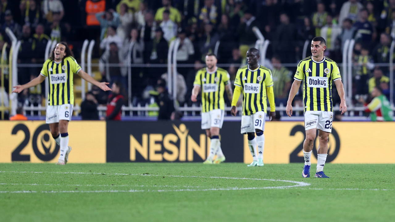 Göztepe, 2 golle güldü: Fenerbahçe'ye Kadıköy'de büyük şok
