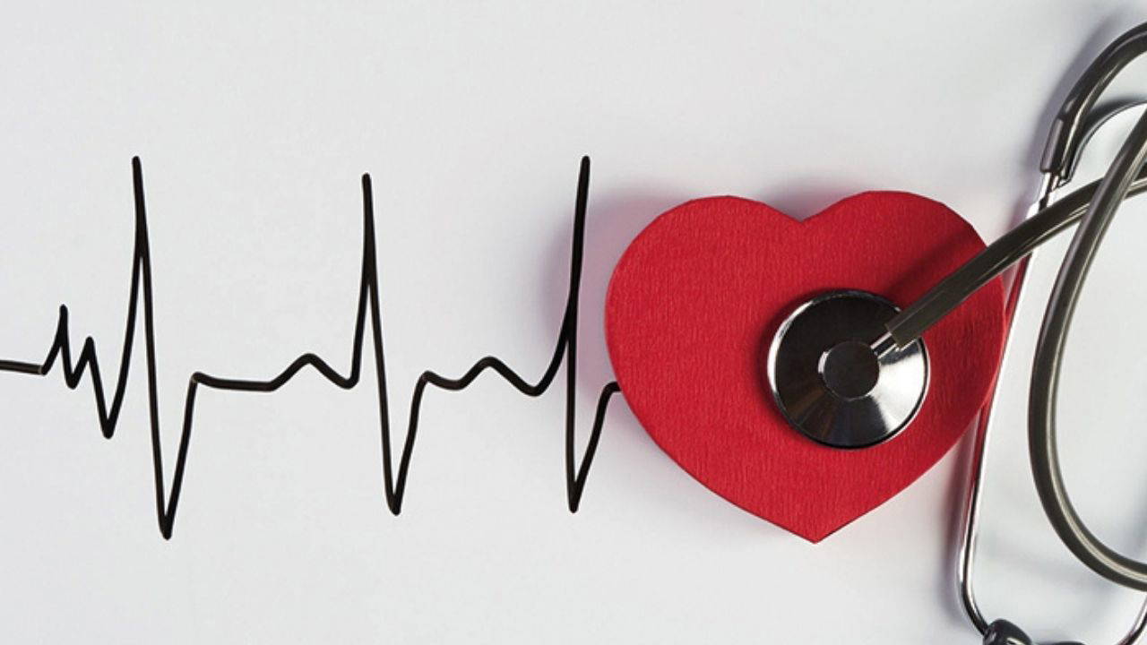 Kalp ritim bozukluğu nedir? Kalp ritim bozukluğu nasıl anlaşılır? Kalp ritim bozukluğu geçer mi?