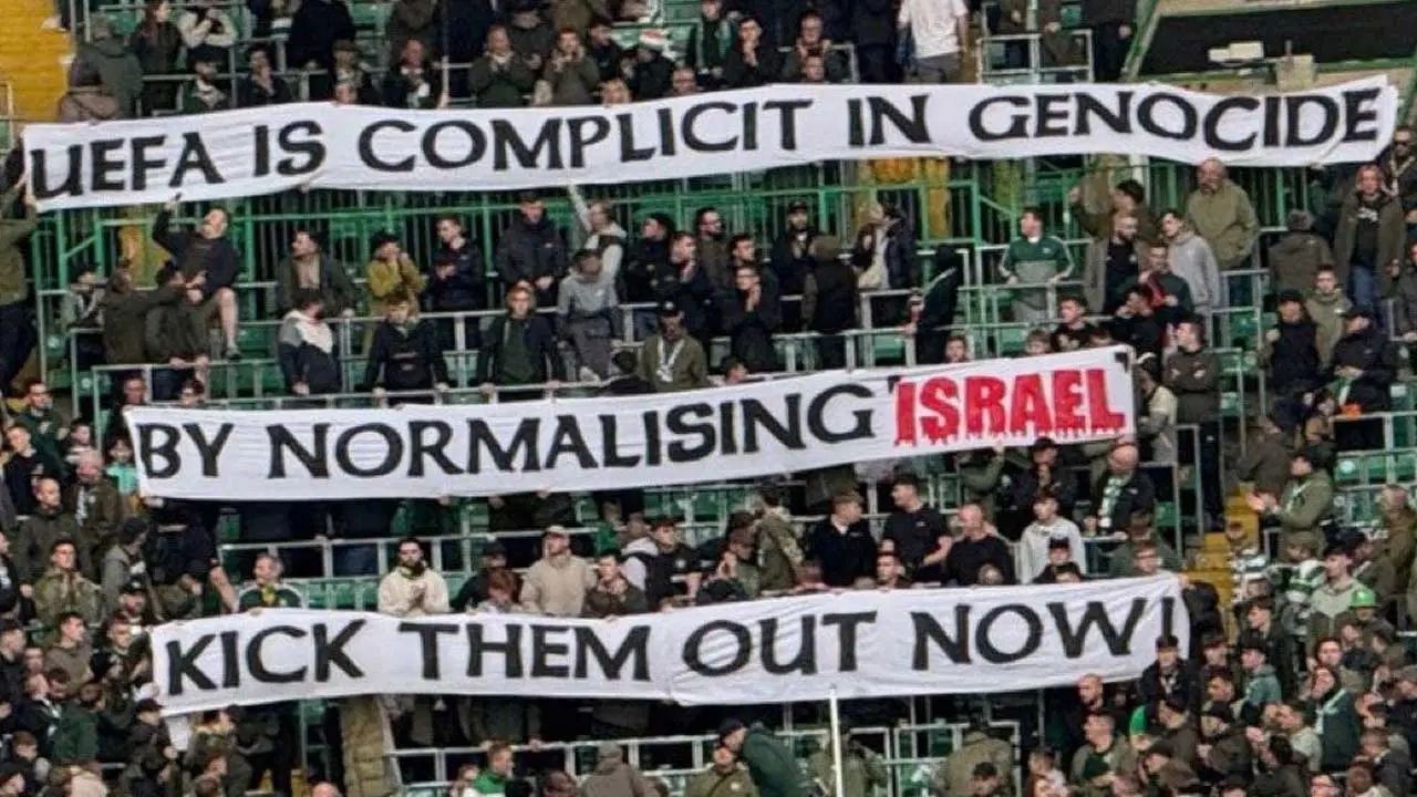 Celtic taraftarı yine sessiz kalmadı!  "UEFA soykırıma ortak!"