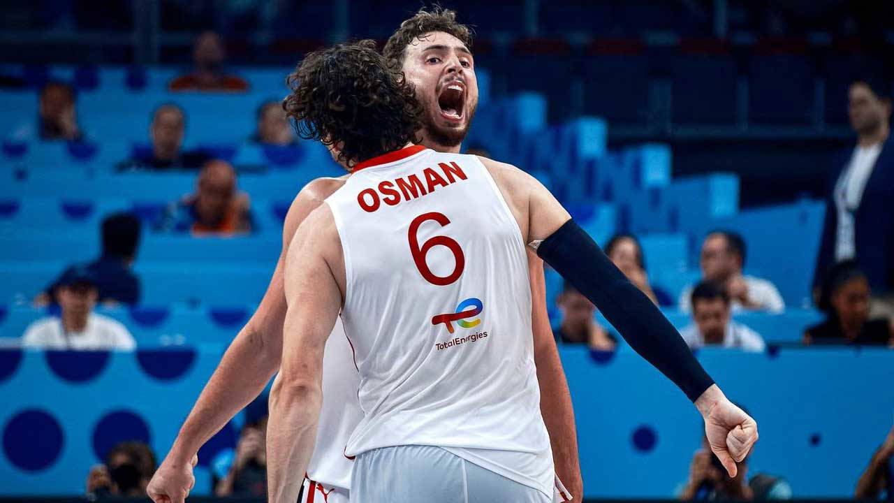 12 Dev Adam Avrupa Şampiyonası'nda çeyrek finalde!