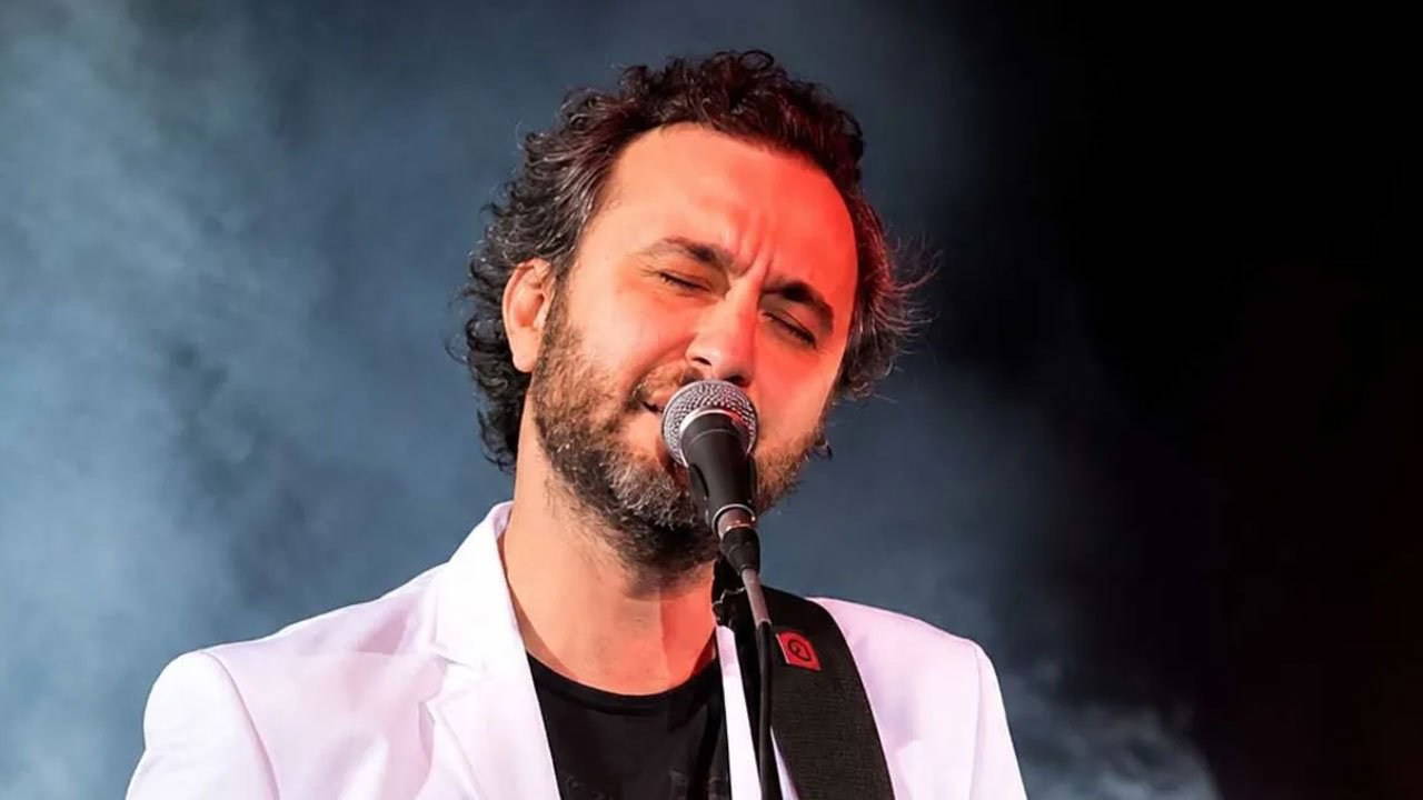 Şarkıcı Nev'in durumu kritik: Yeniden entübe edildi