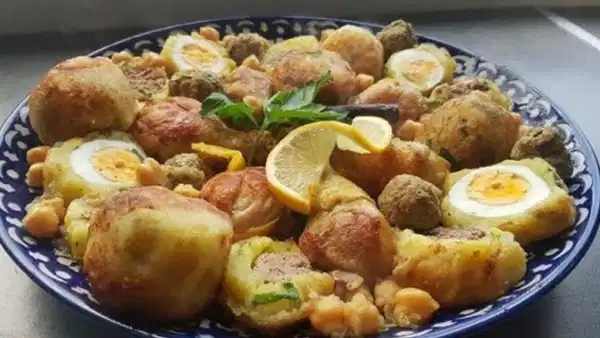 Cezayir mutfağının vazgeçilmezi: Tajine el Khokh