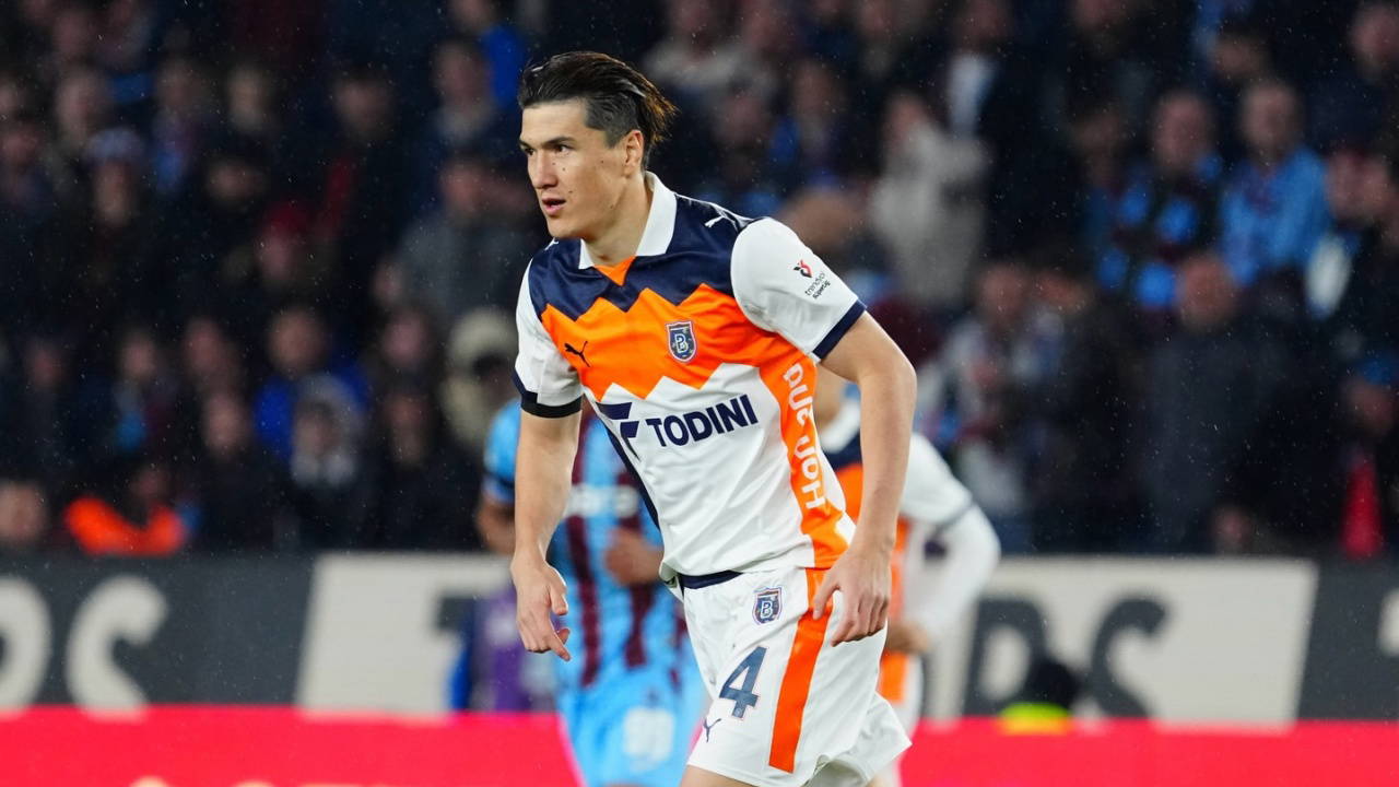 İtalyanlar duyurdu: Başakşehir'de Eldor Shomurodov gelişmesi!