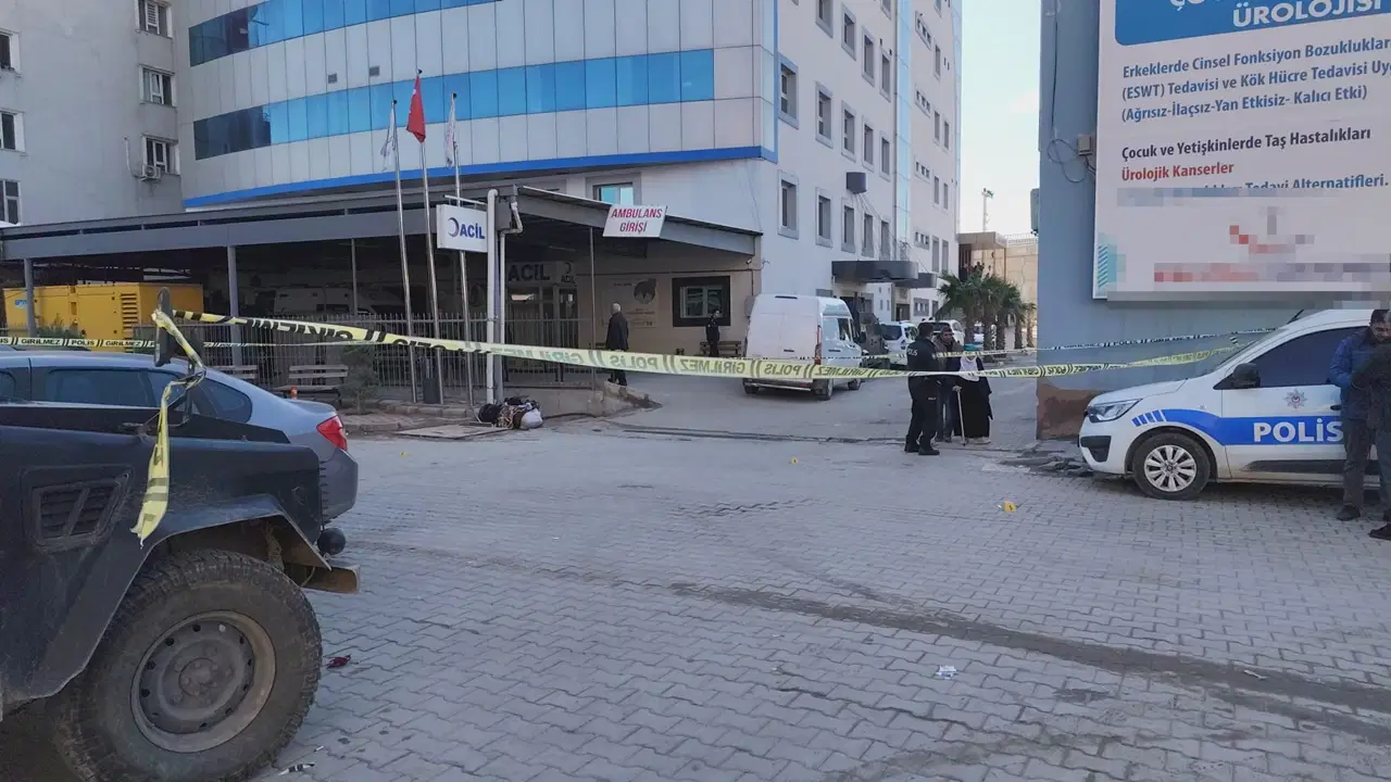 Mardin’de hastane önünde silahlı kavga: 5 yaralı