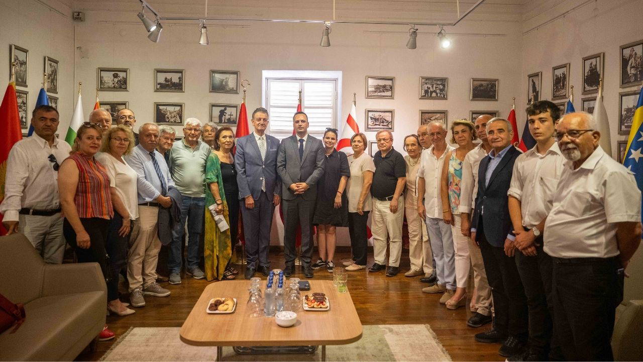 Hüsnü Bozkurt’tan Ömer Eşki’ye ziyaret: Gençlerle umut büyüyor
