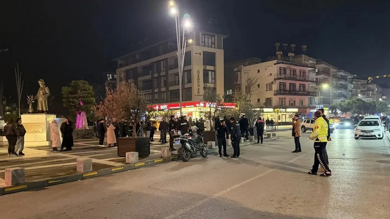 Alanya'da 'bıçaklı' ve 'zincirli' kavga: 7 yaralı