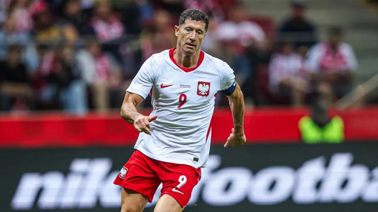 Robert Lewandowski'nin yeni adresi resmen belli oldu!