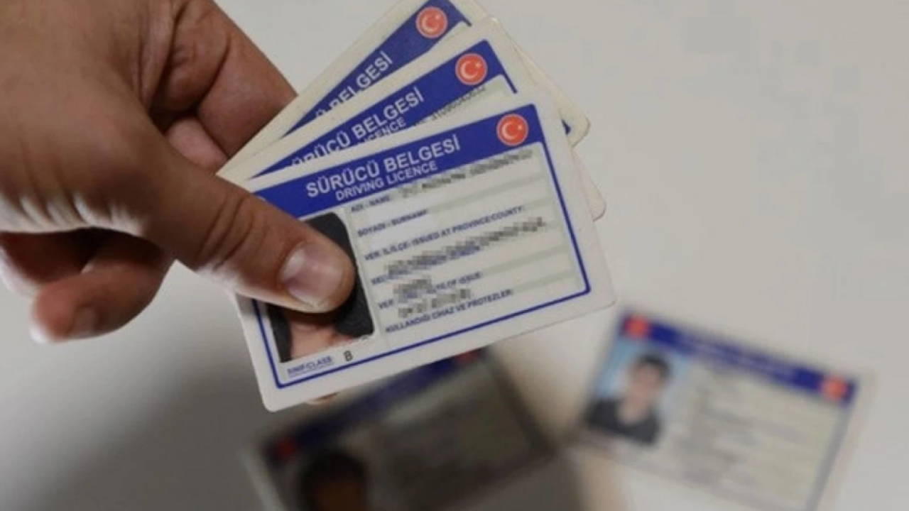 Eski tip ehliyeti olanlar dikkat... Yenilemek için son tarih 31 Ekim!