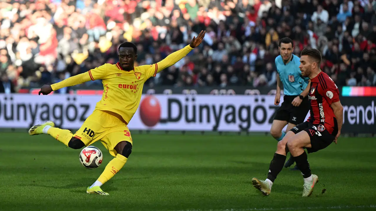 Göztepe, Gaziantep FK deplasmanında tek golle kazandı!