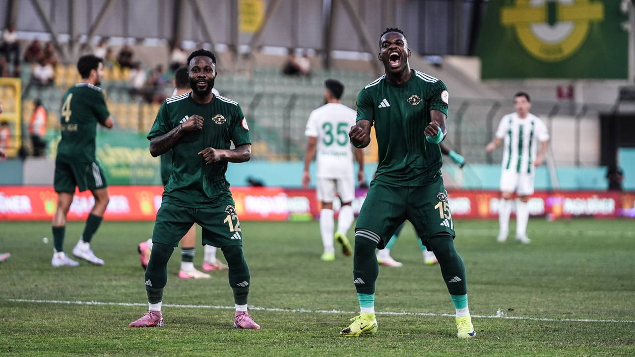 Esenler Erokspor, Serik Belediyespor karşısında rahat kazandı