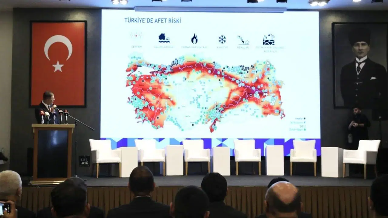 Başkan Tugay’dan afet yönetimi mesajı: Hazırlık, öngörü ve planlama