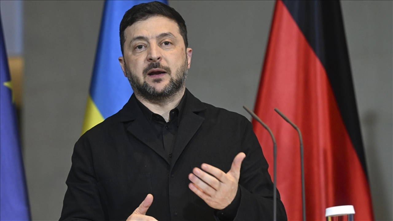 Zelenski: Rus uyduları İncirlik’i görüntüledi