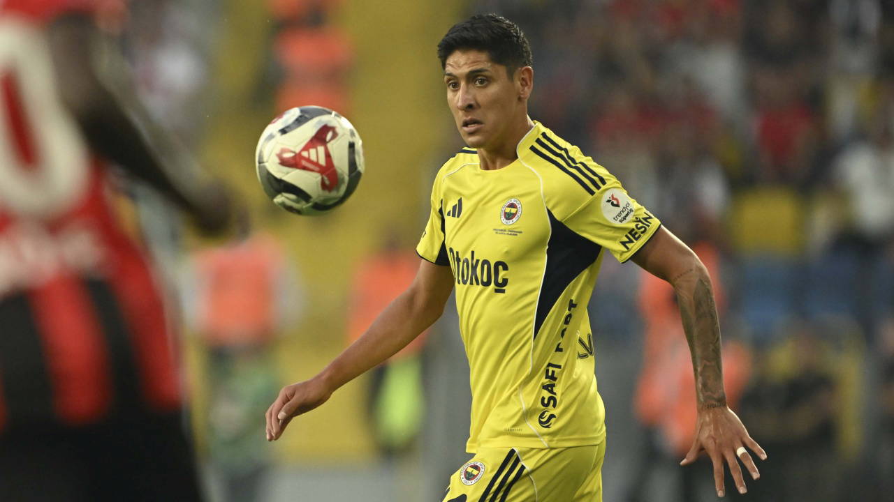 Edson Alvarez için sakatlık açıklaması!