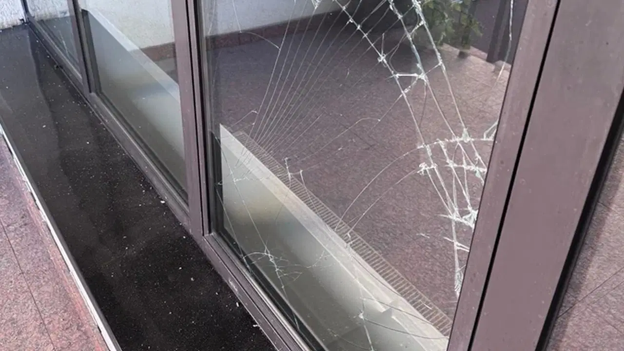 Büyükelçiliğin yanı başına füze düştü: Litvanya’dan Rusya’ya protesto