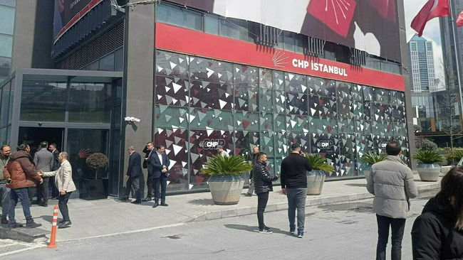 CHP’nin 2023’teki İstanbul İl Kongresi davası 17 Kasım’a ertelendi