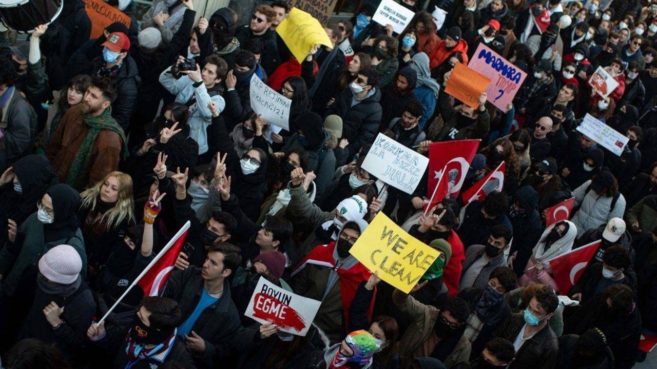 Öğrencilere '19 Mart' gözdağı: Eyleme katılana soruşturma ve yurttan atma!