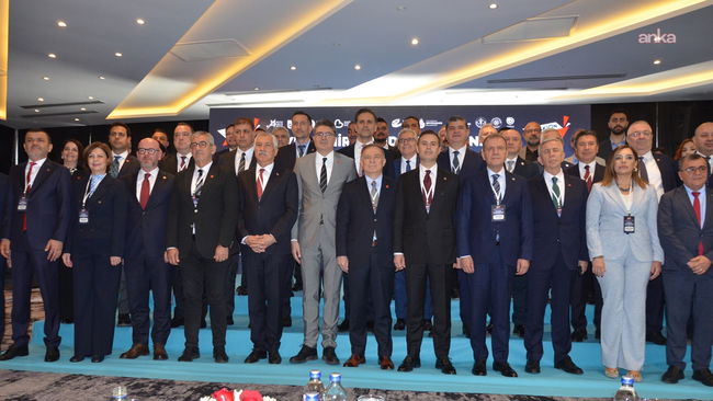 CHP’li büyükşehir belediye başkanları buluştu
