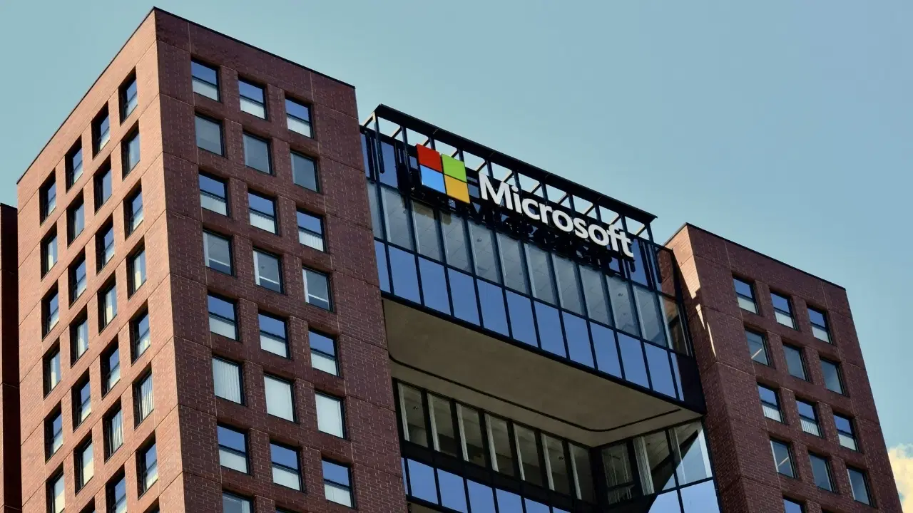 Microsoft'tan 60 bin çalışanına gönüllü işten ayrılma teklifi
