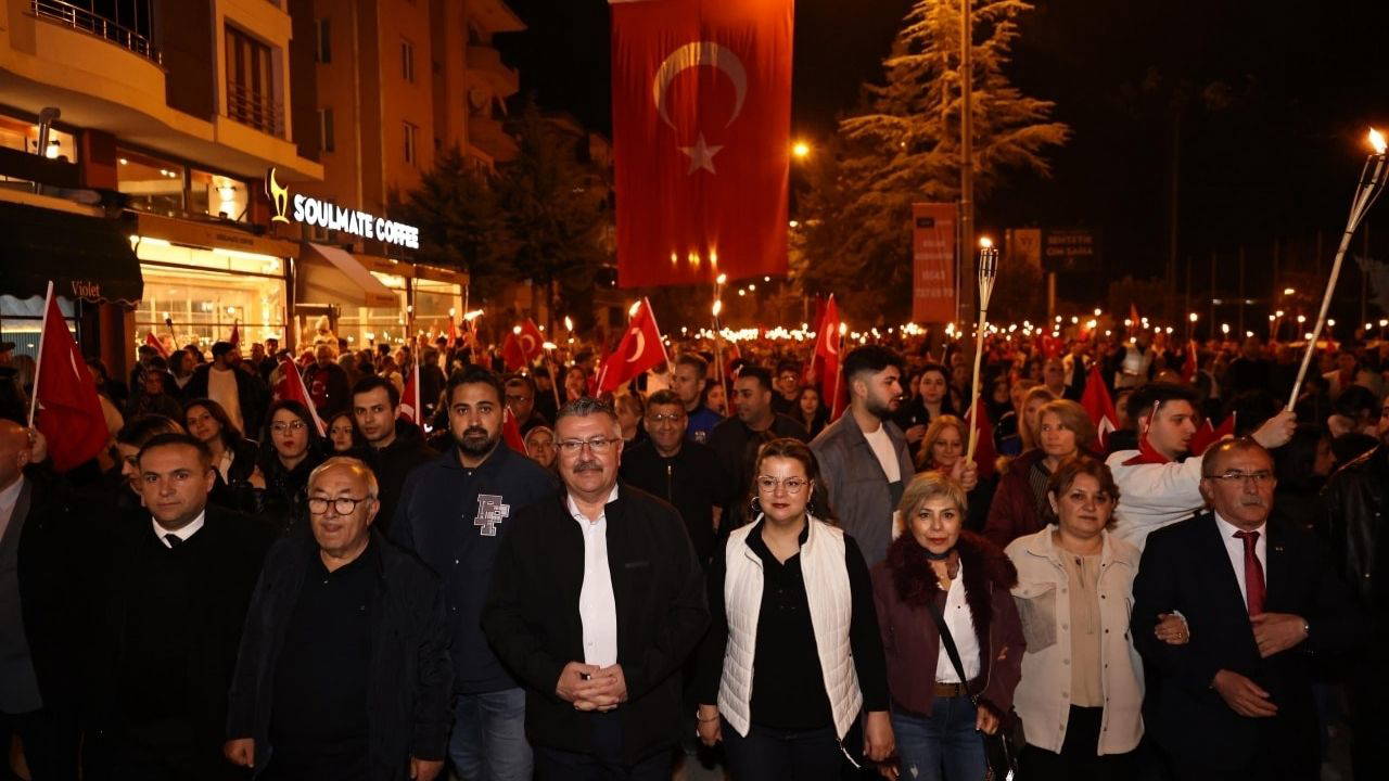 Merzifon’da Cumhuriyet’in 102. yılı kutlandı.