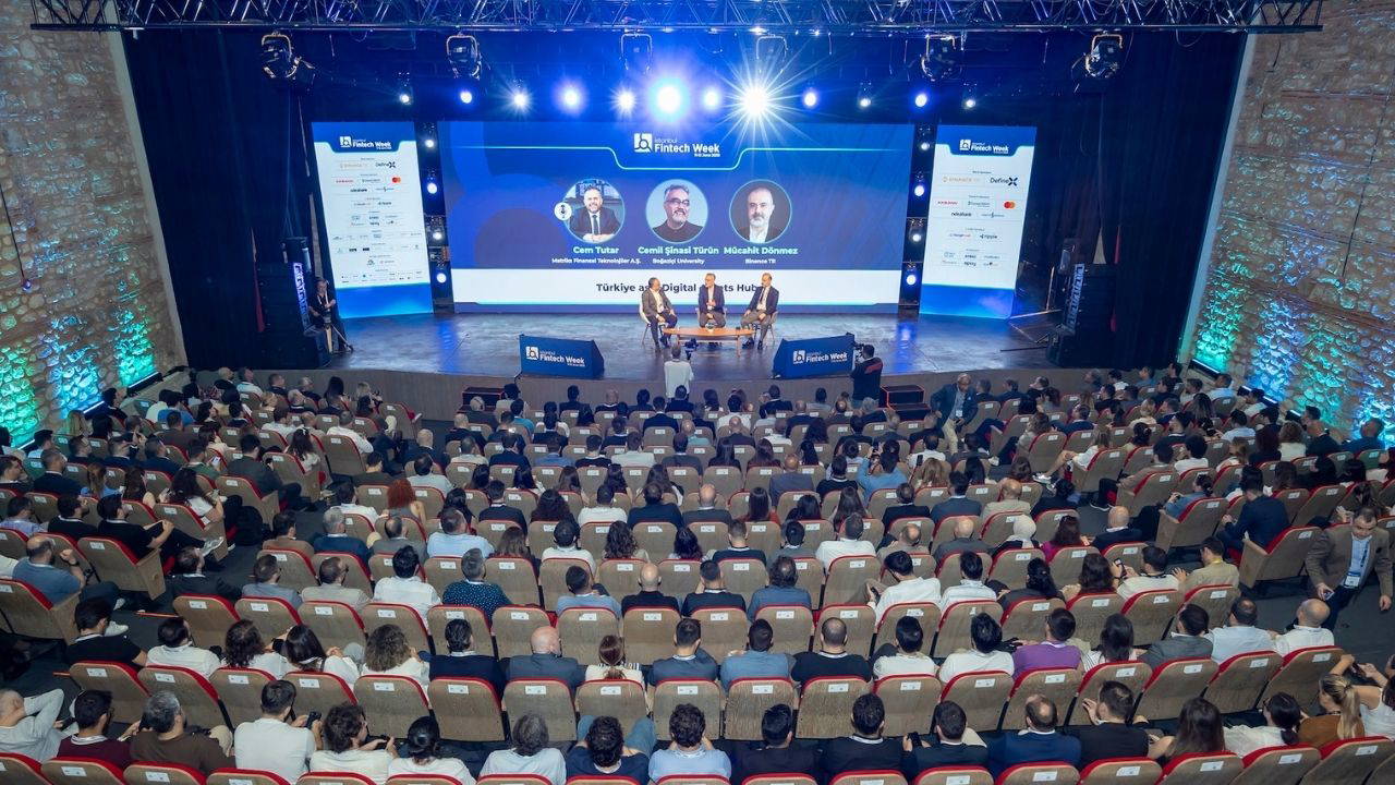 Teknoloji ve finans uzmanlarını buluşturan zirve sona erdi – Son Dakika İş Dünyası Haberleri
