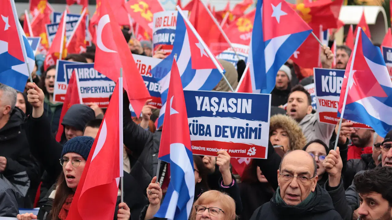 TKP'den 'Soykırımcı ABD, Küba'dan elini çek' eylemi